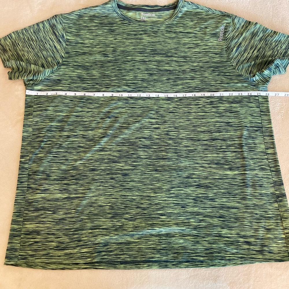 Reebok Active Performance Lightweight Top - Size … - image 8